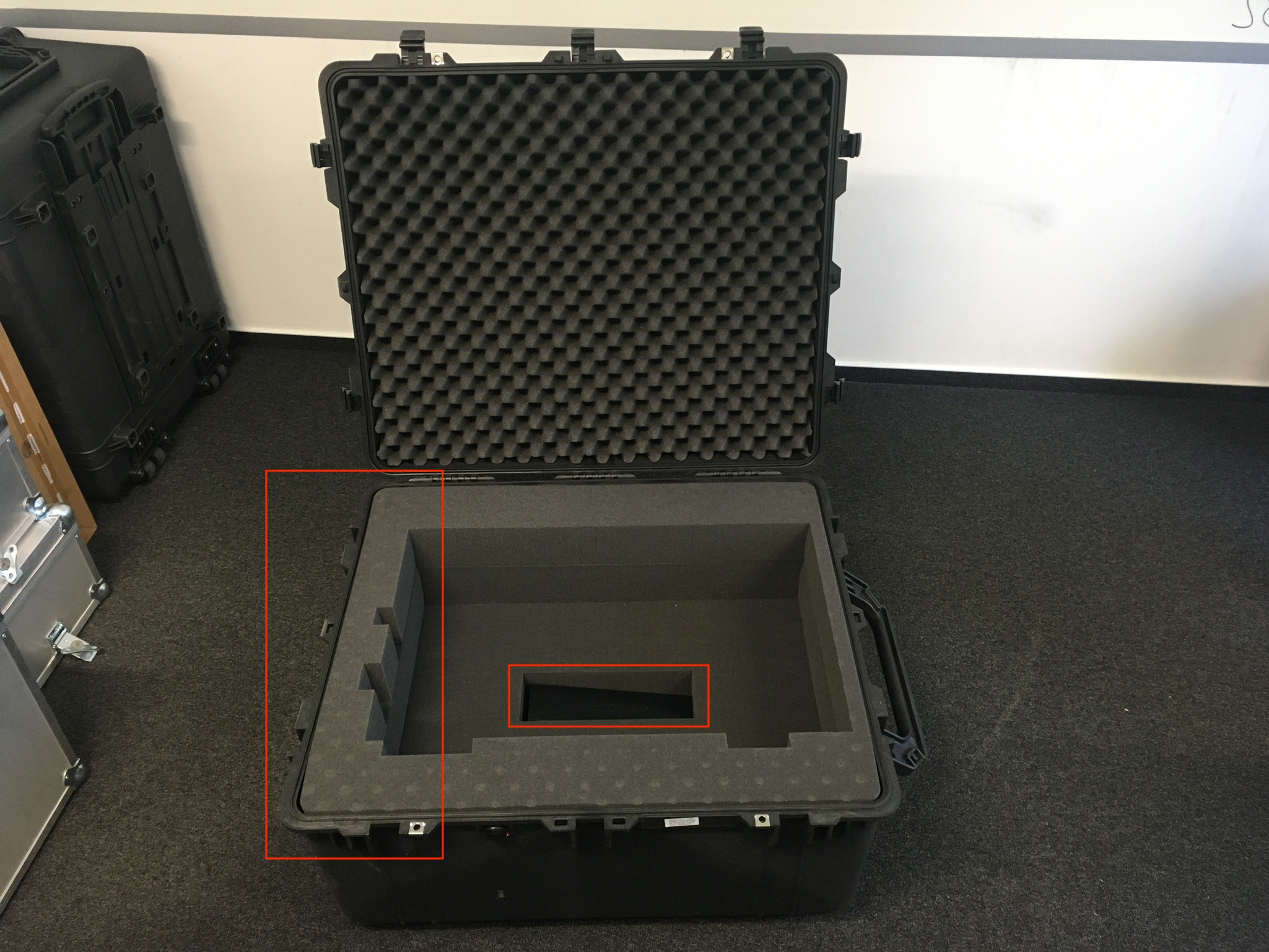 peli-case-1690-fuer-dell-server-markierung