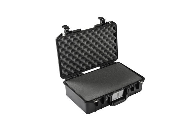 Peli Air Case 1485 noir avec mousse prédécoupée