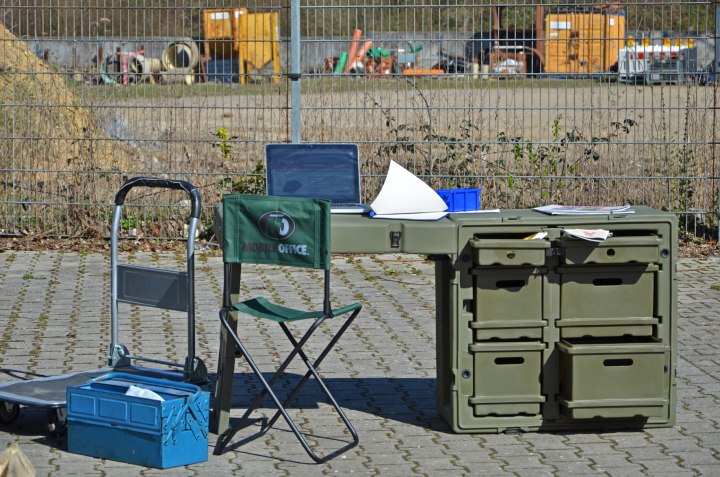 Hardigg Single Field Desk - mobiler Schreibtisch für Baustellen und andere Outdoor-Einsätze