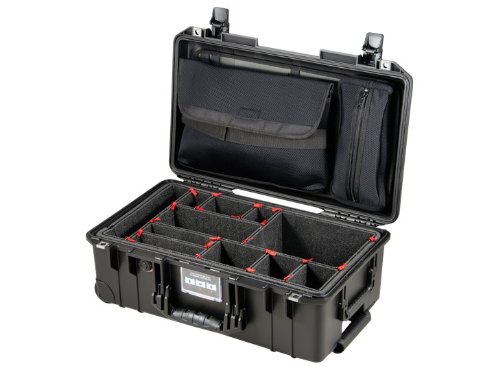 Peli Air Case 1535 negro con Trekpak y funda para portátil