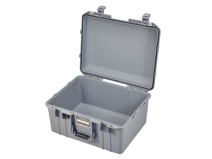 Peli Air Case 1557 leer