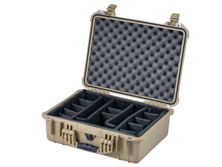 Peli Case 1520 con divisori imbottiti sabbia