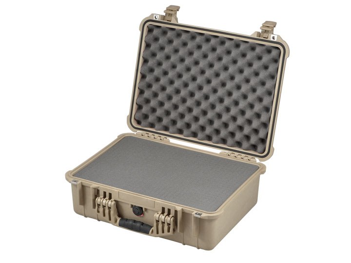 Peli Case 1520 mit Schaumstoff Sand