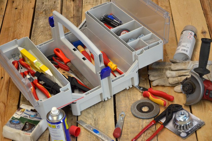 Systainer Storage-Box mit aufklappbaren Oberfächern und Boxeneinsätzen