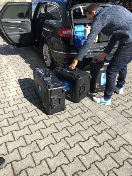 Job-Fotograf fliegt um die Welt und zurück - Peli Air Cases 1615, 1535 und 1607