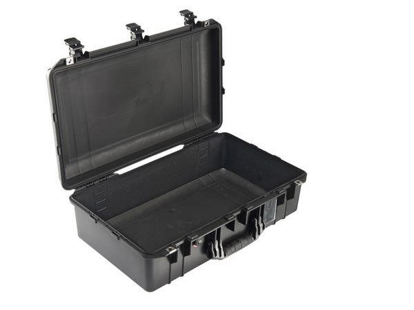 Peli Air Case 1555 negro sin contenido