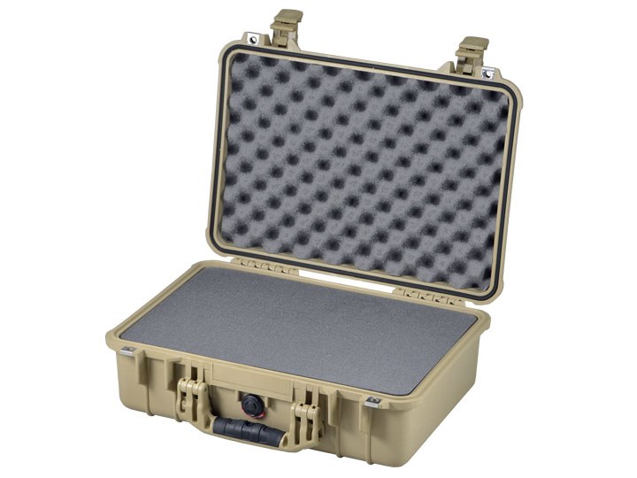 Peli Case 1500 with foam desert tan